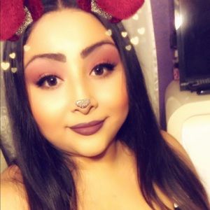 Meet your Posher, Rocio